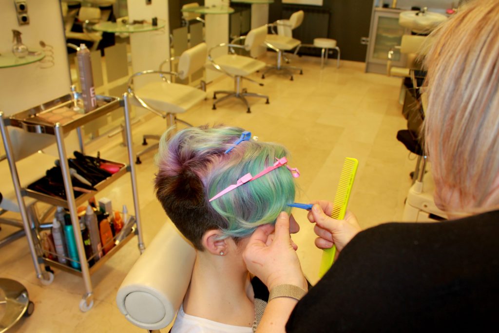 pelo corto, look sirena